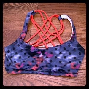 Lululemon sports bras